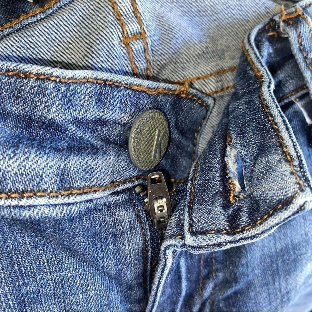 Kut From The Kloth Catherine Boyfriend Denim - Picture 7 of 9